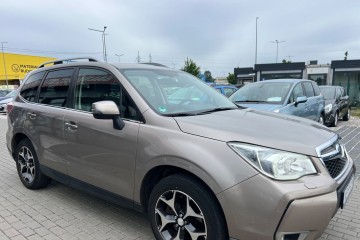 4x4 Skóra+El+Grz.Szyber Hak Webasto Xenon Kamera Navi Key Alu+Zima H-K